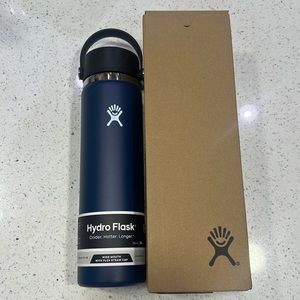 BRAND NEW Hydro Flask 24oz (wide mouth w/ flex straw cap)